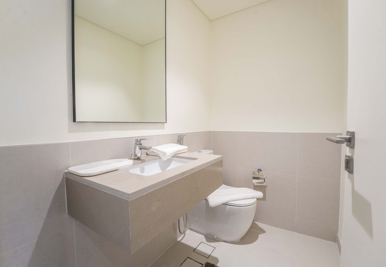 Terraced House in Dubai - EasyGo – Premium Family Experience | 3BR Townhouse