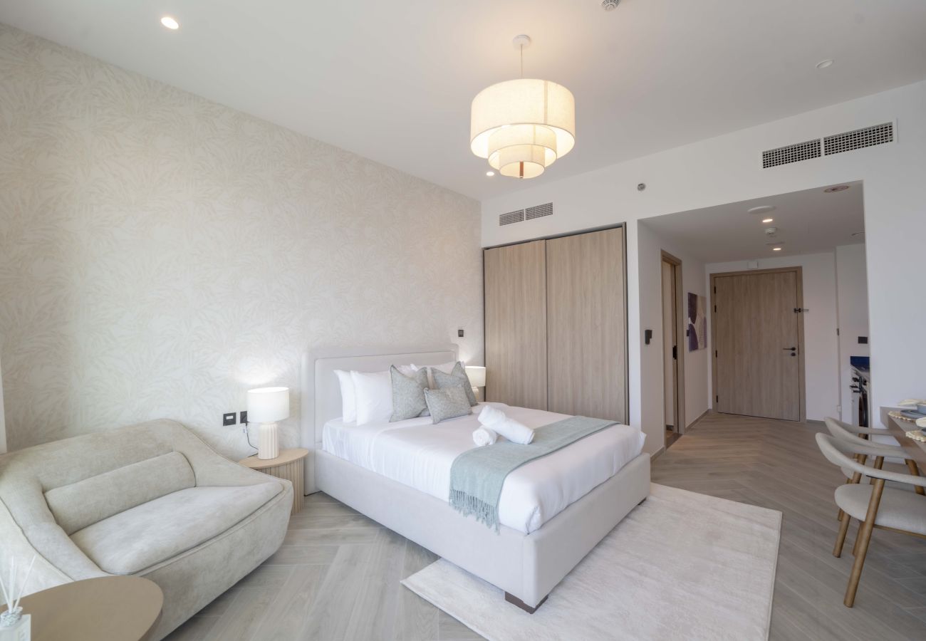 Studio in Dubai - EasyGo - Chic high floor Studio with Burj View