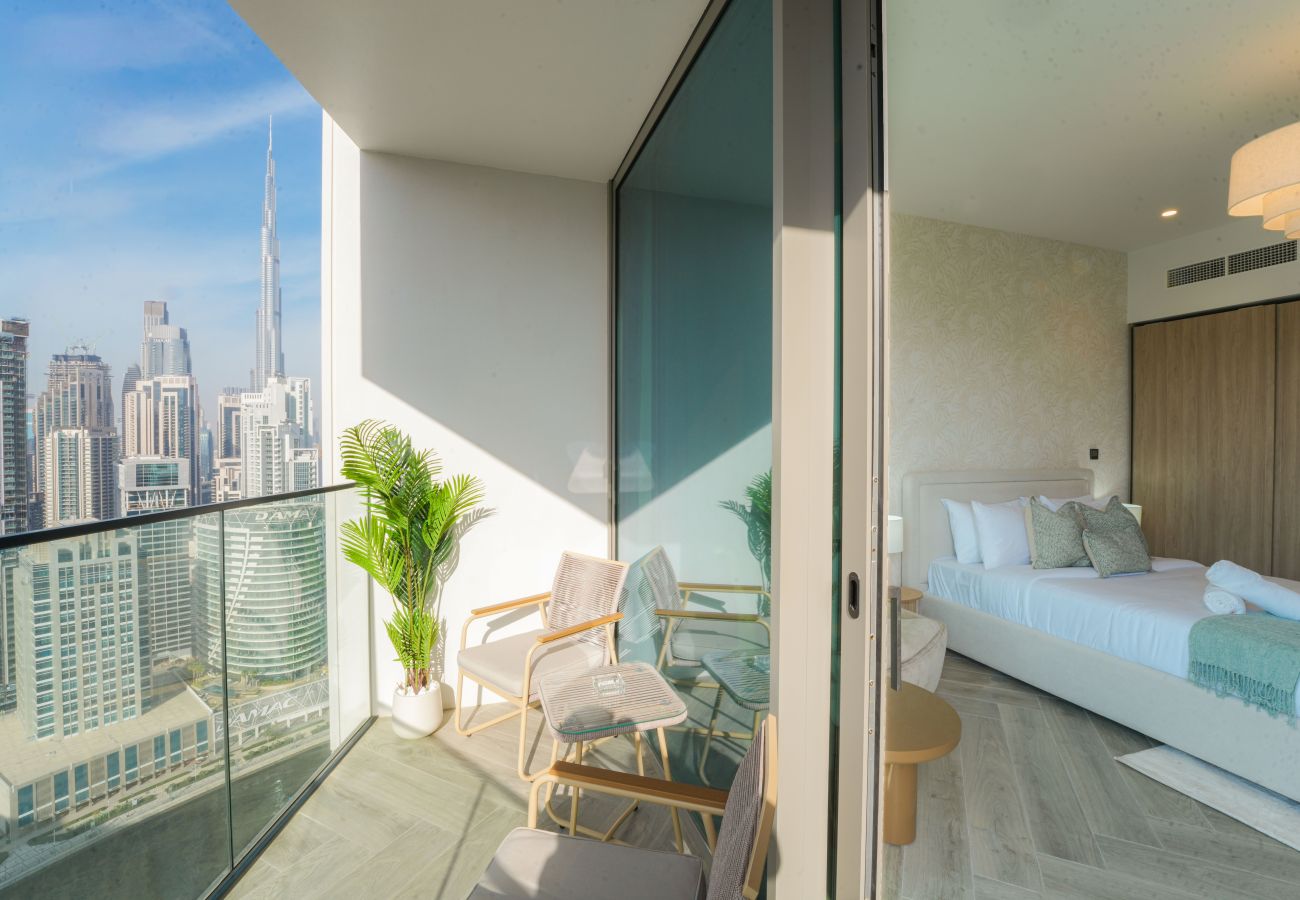 Studio in Dubai - EasyGo - Chic high floor Studio with Burj View
