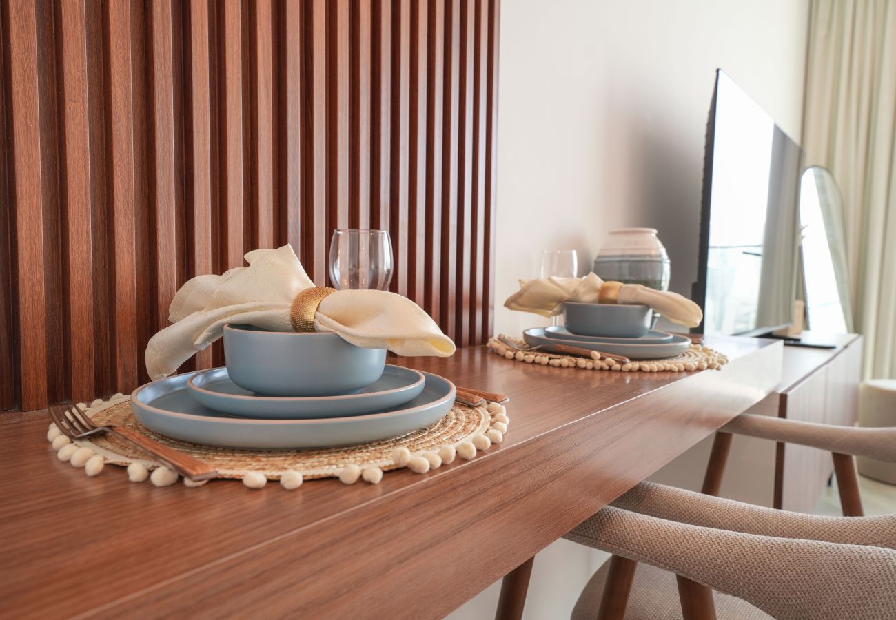 Studio in Dubai - EasyGo - Chic high floor Studio with Burj View