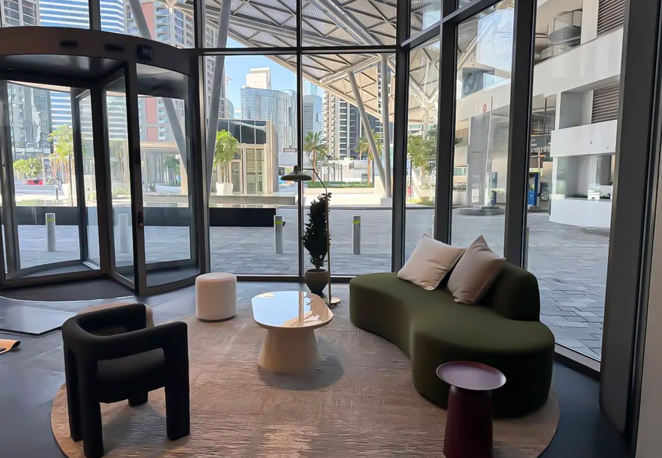 Studio in Dubai - EasyGo - Chic high floor Studio with Burj View